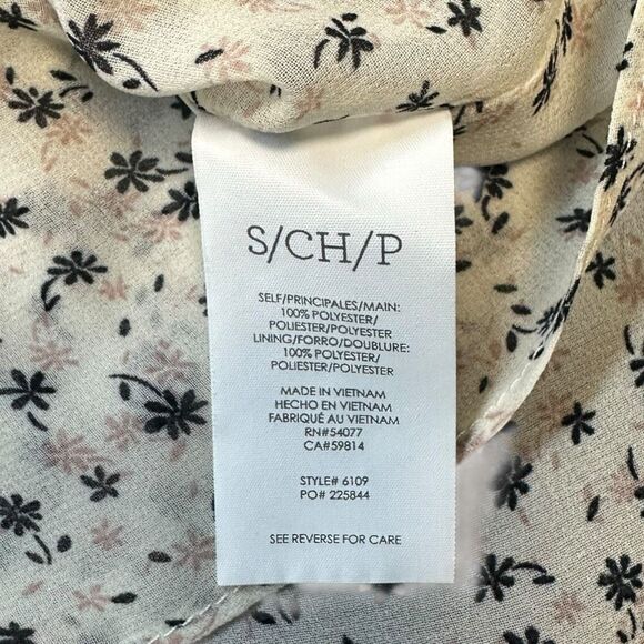 CABI Women’s Ivory Black Floral Wishful Sleeveless Ruffle Hem Tie Neck Blouse Si - Picture 6 of 7